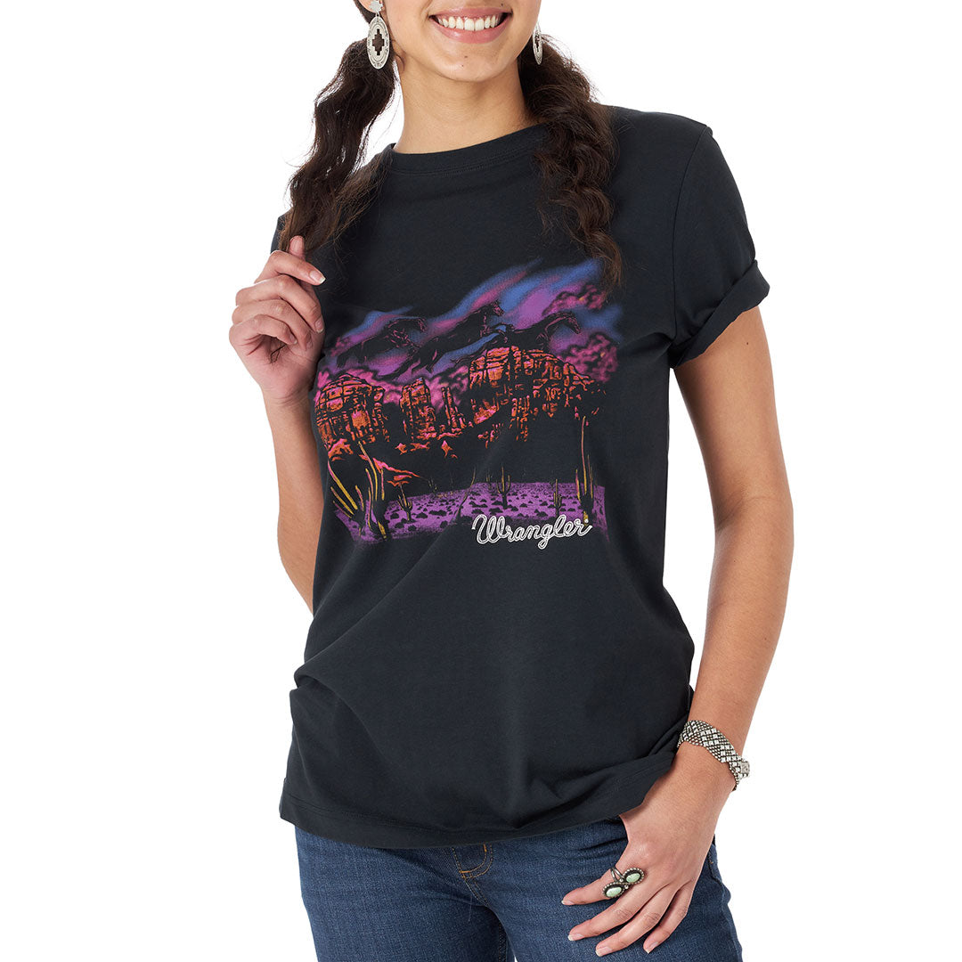 Women's Wrangler Graphic Tee, Size: Small, Drk Purple