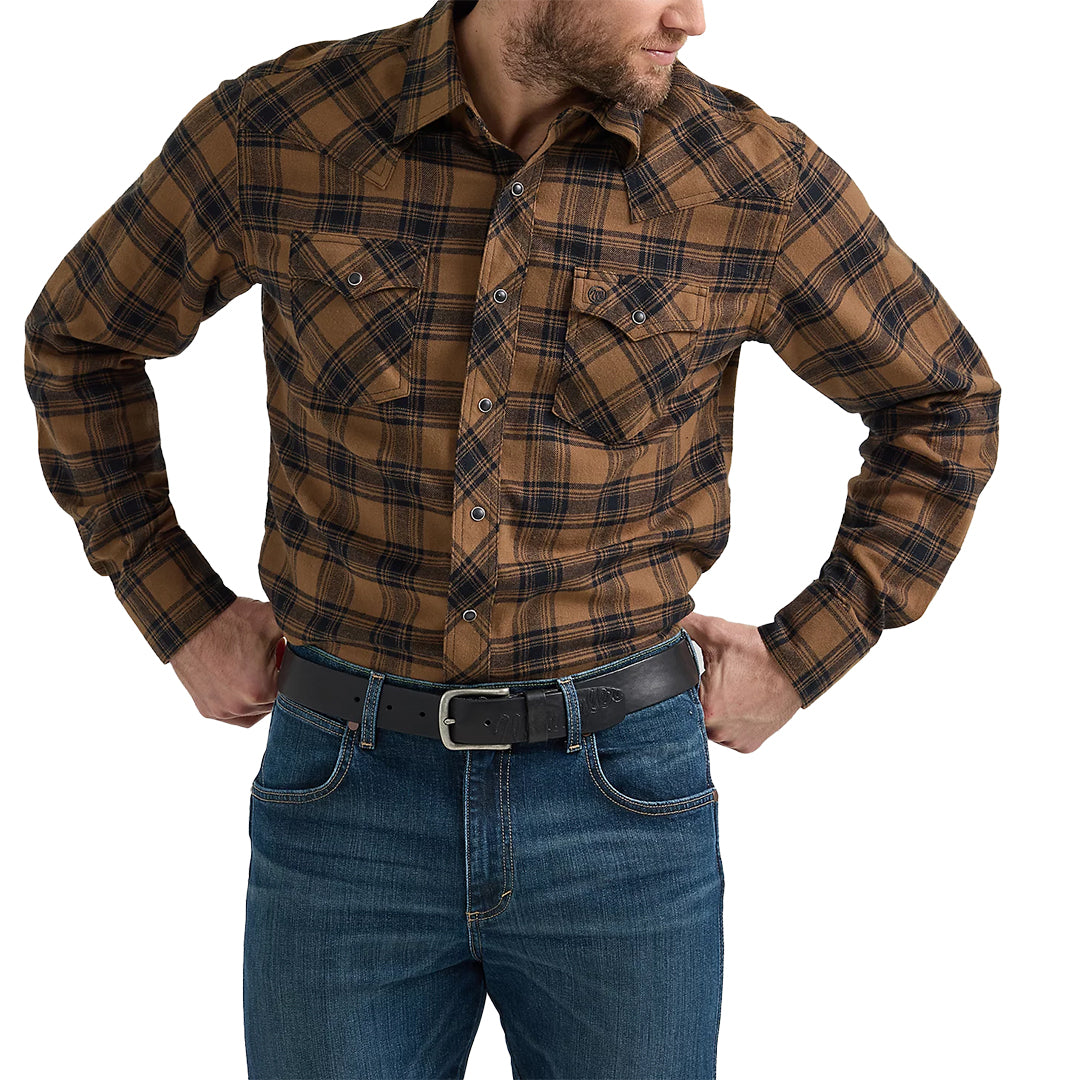 Wrangler Men's Retro Flannel Plaid Western Long Sleeve Snap Shirt