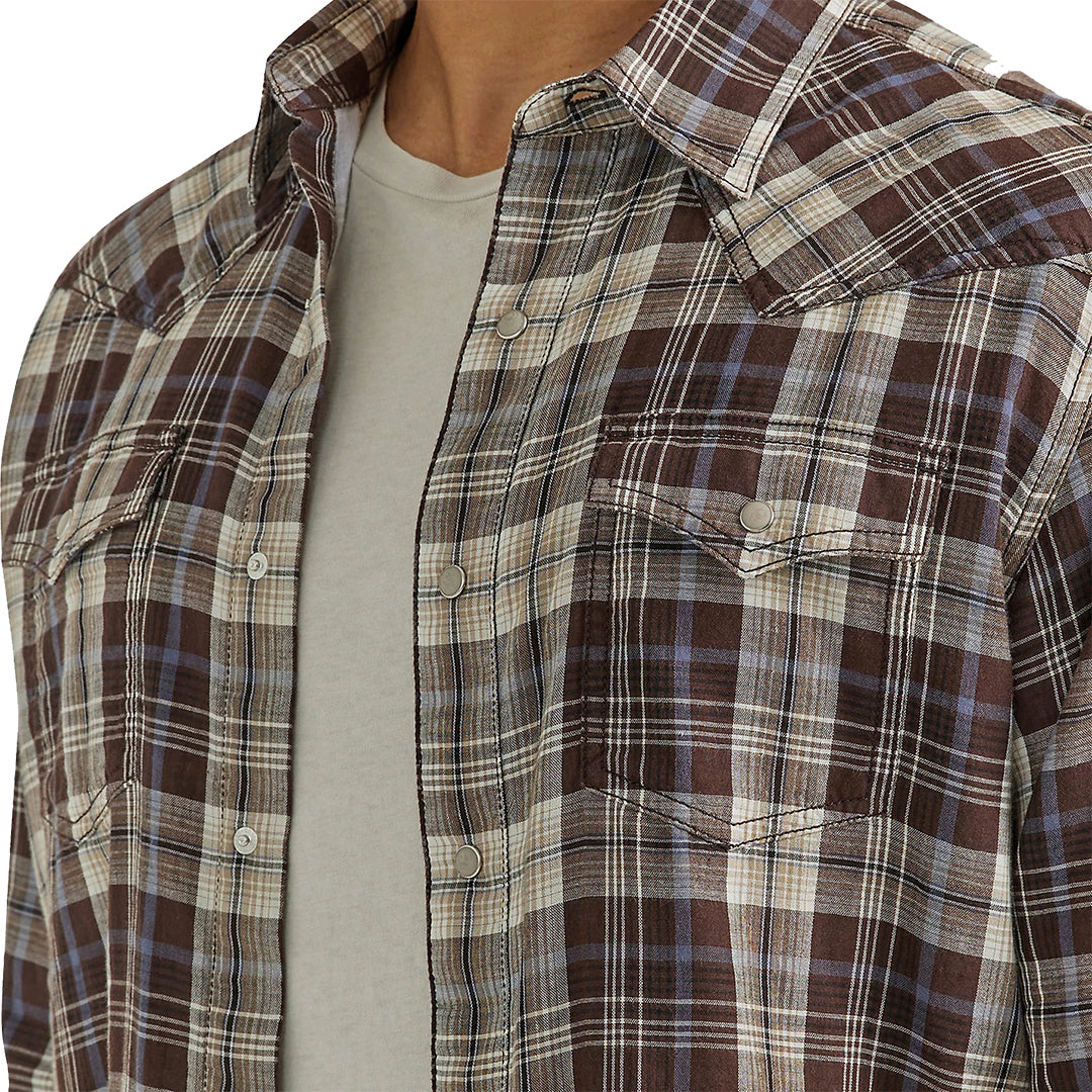 Wrangler Men's Retro Premium Plaid Long Sleeve Snap Shirt