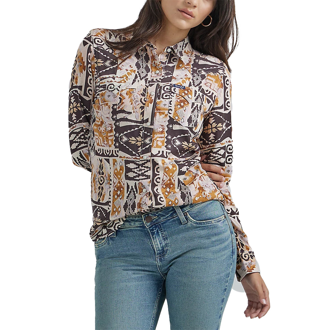 Wrangler Women's Geo Print Western Snap Shirt