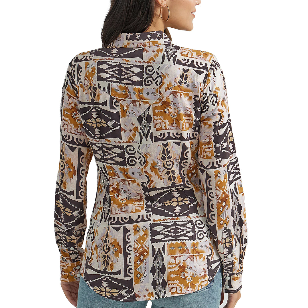 Wrangler Women's Geo Print Western Snap Shirt