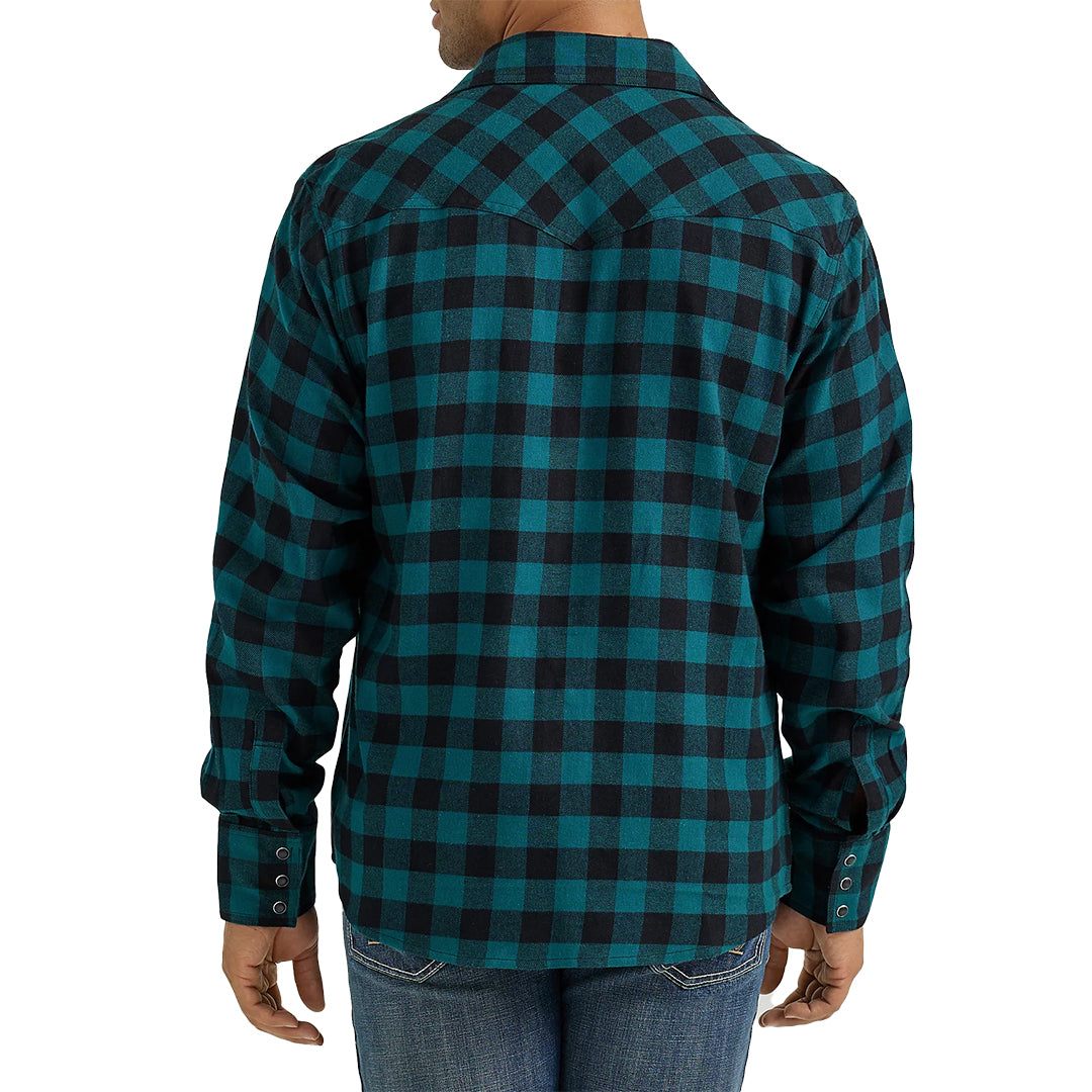 Wrangler Men's Retro Flannel Plaid Long Sleeve Snap Shirt