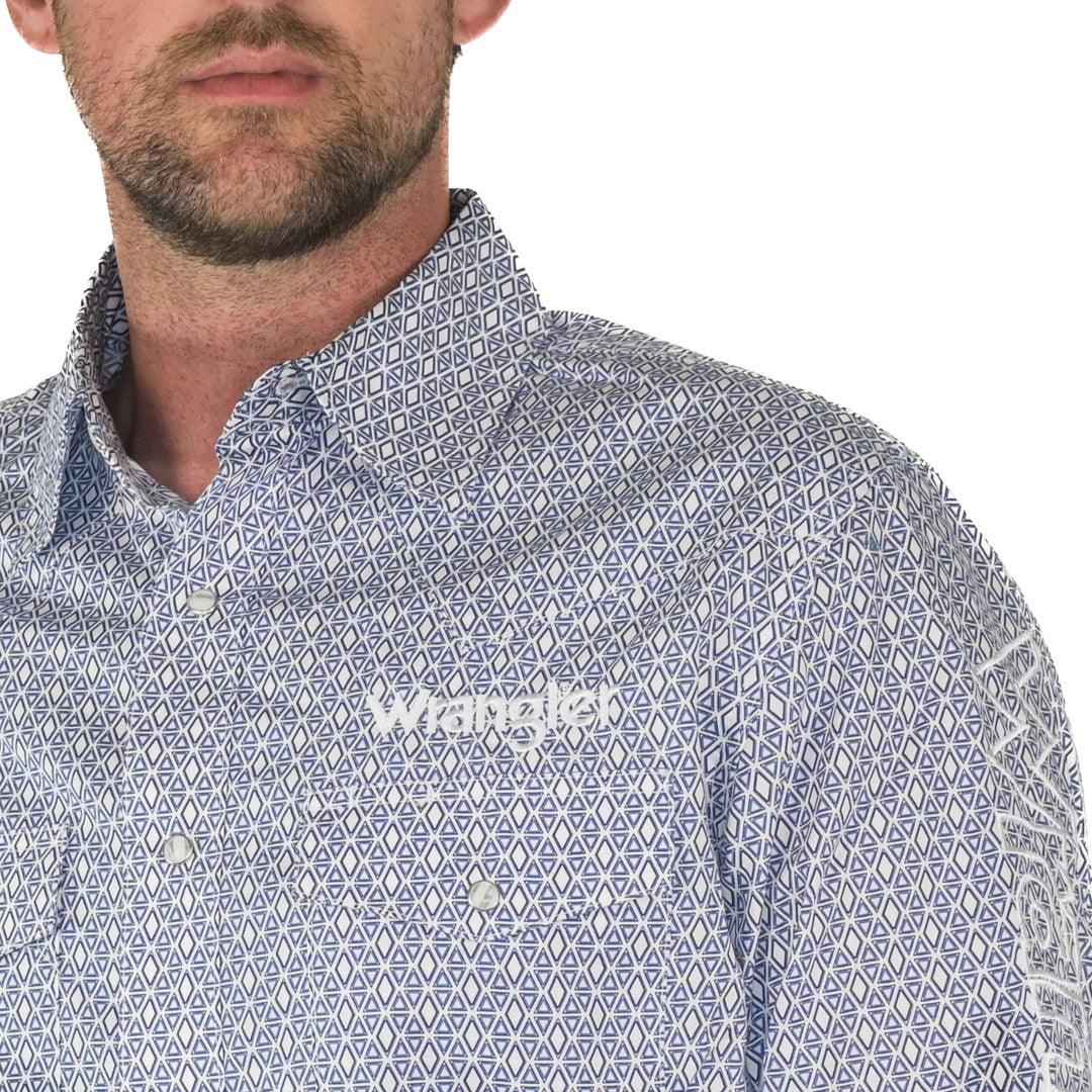 Wrangler Men's Blue Diamond Print Logo Snap Shirt