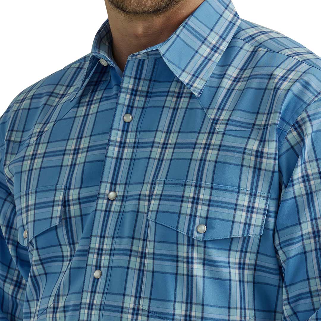 Wrangler Men's Wrinkle Resist Plaid Snap Shirt