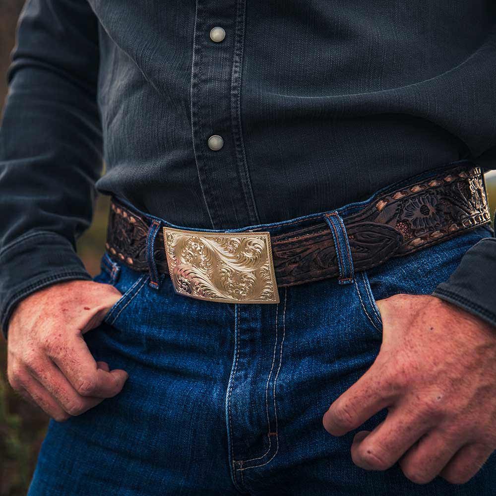 Giant belt buckle best sale