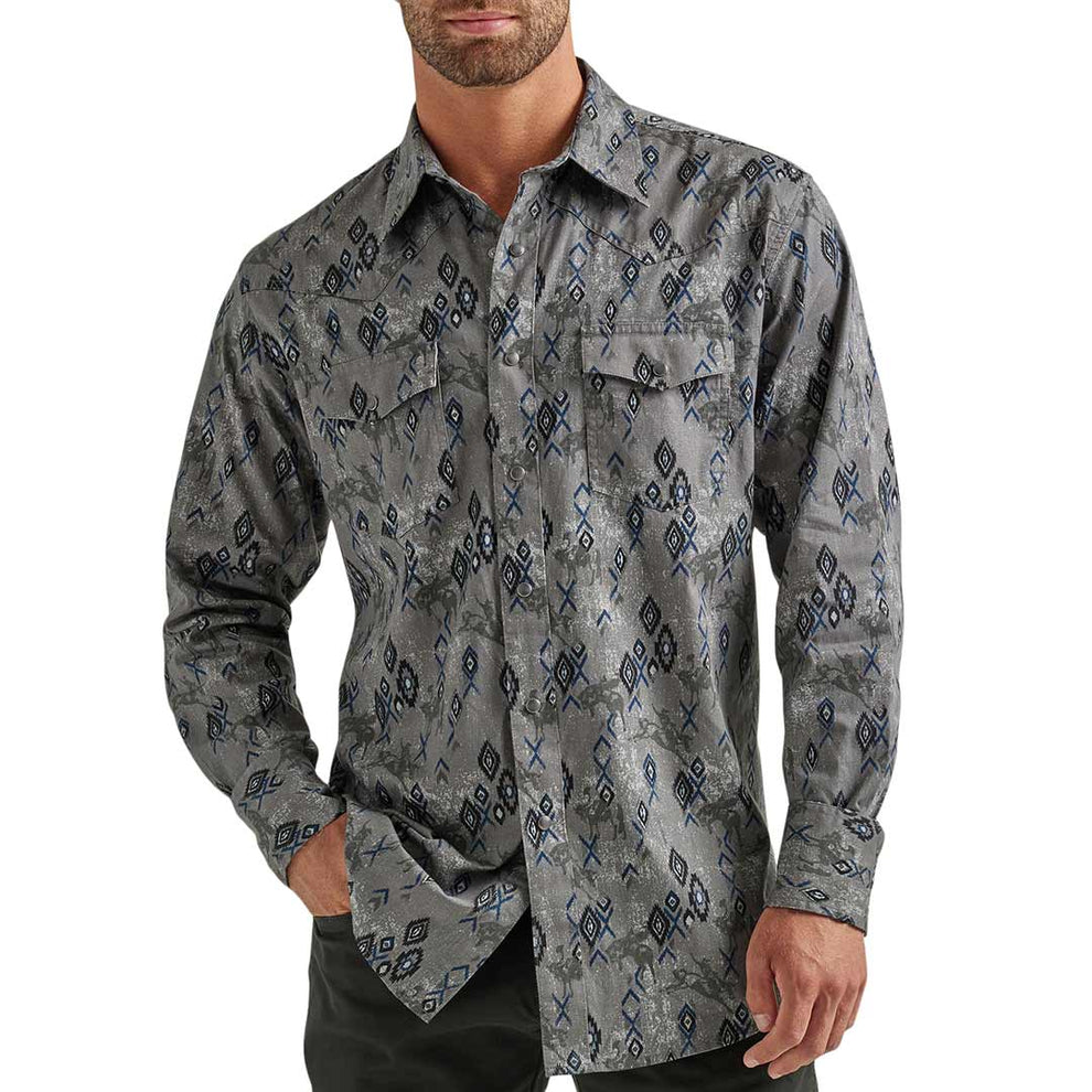 Wrangler Men's Way Out West Print Snap Shirt