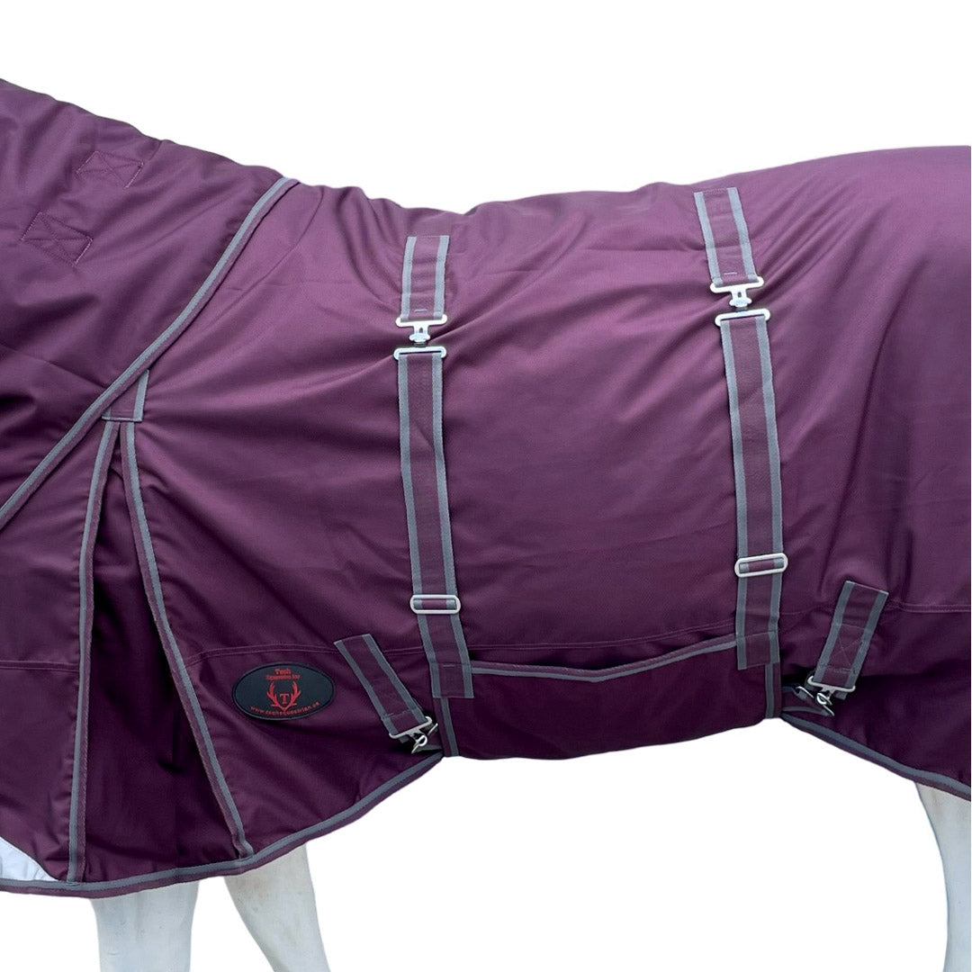 Tech Equestrian Heavyweight Winter Turnout Blanket In Plum with Detachable Neck