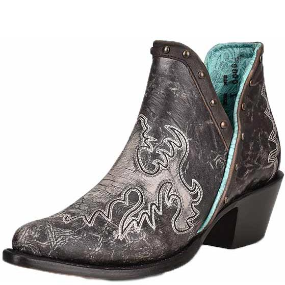 Corral short 2025 cowgirl boots