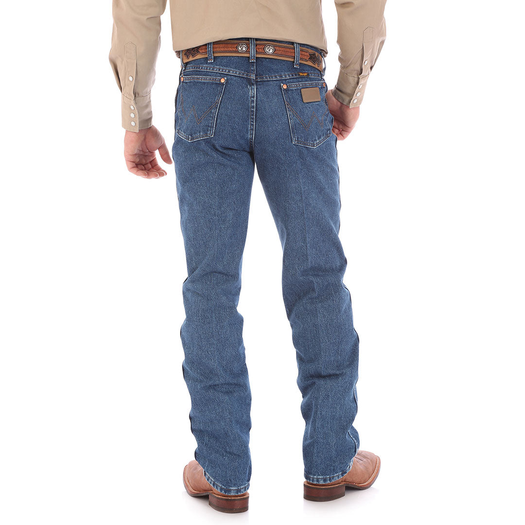 Wrangler classic best sale fit jeans